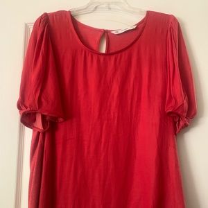 Acos&a autumn red blouse with puffed sleeves - longer in back size M